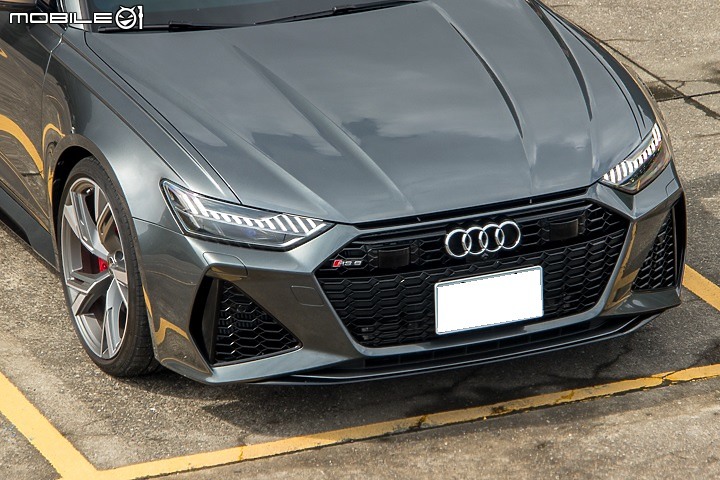 Audi RS 6 Avant 試駕|讓你全家狂一下的 600hp 性能旅行車!