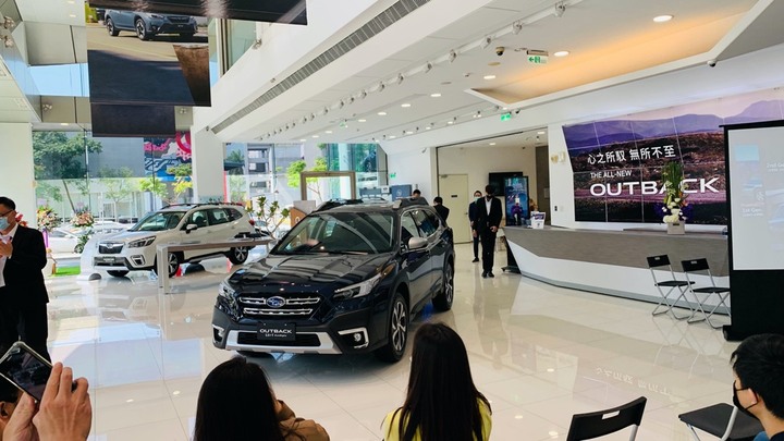 所以我週末就去看車了,Subaru All New Outback