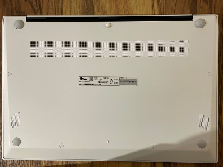 LG gram 17Z90P隨手開箱