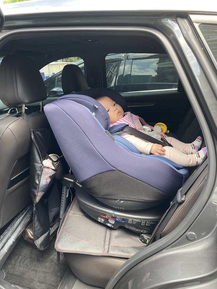 JOIE SPIN360 ISOFIX 0-4歲全方位汽座|實際使用心得IN MAZDA CX5