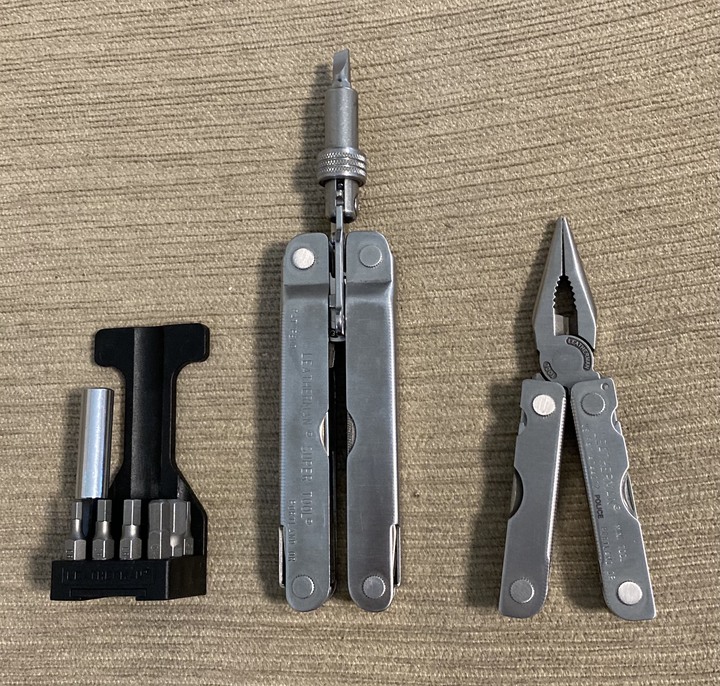 LEATHERMAN第一代SUPER TOOL的Bits工具頭轉接器