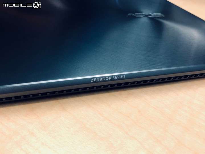 Zenbook 13 OLED 11代 Intel UX325 硬盤升級+不專業性能評測＋輕度遊戲