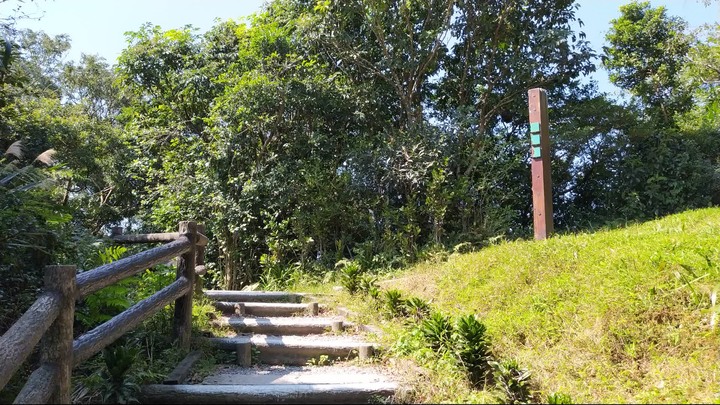 [樂山童盟] [新北中和] 外挖子山-南勢角山-烘爐地南山福德宮