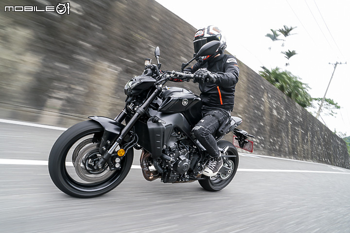 2021 YAMAHA MT-09 公路試駕|IMU 導入 電控加量不加價