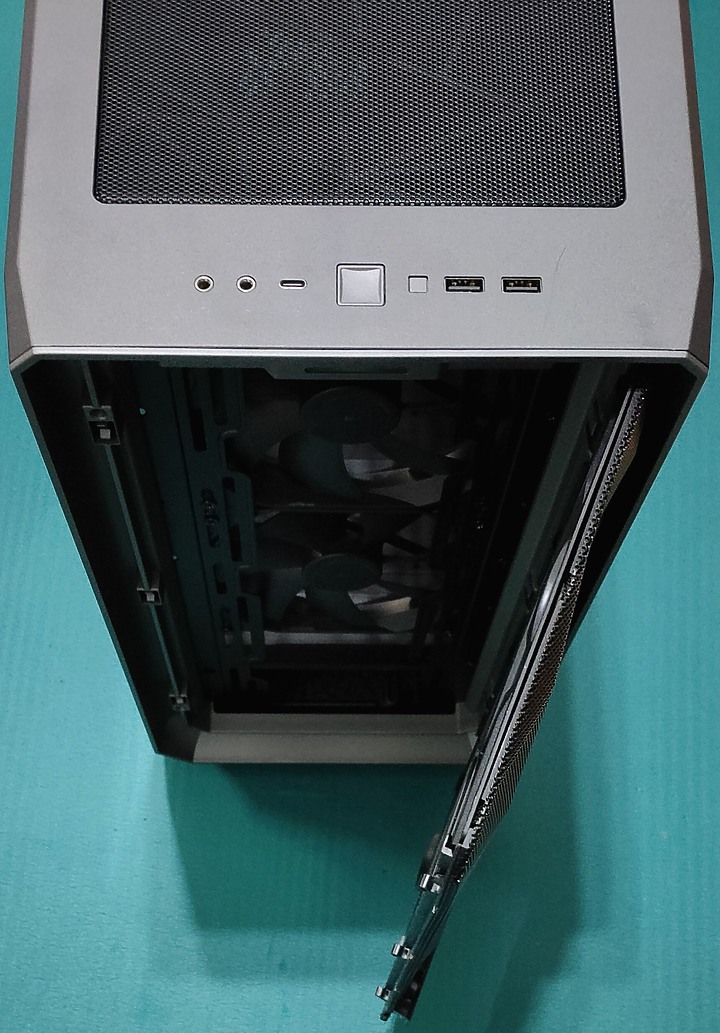 匠心獨具 簡潔洗練 Fractal Design Meshify 2 TG 機殼開箱