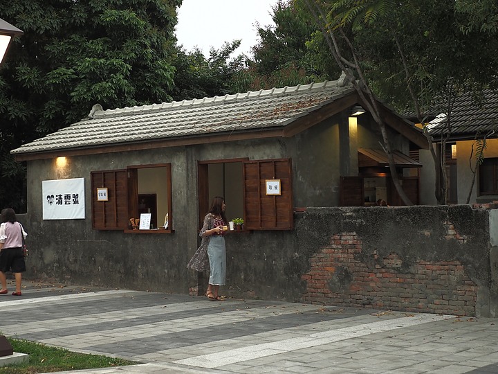 屏東市 勝利星村創意生活園區｜勝利新村 — 保留完整街廓的日治時期官舍群，改造重生為充滿創意的園區