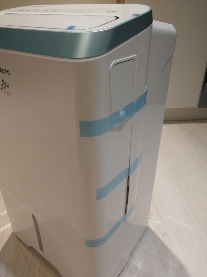 HITACHI 日立清淨除濕機 RD-240HH側縫是正常的嗎