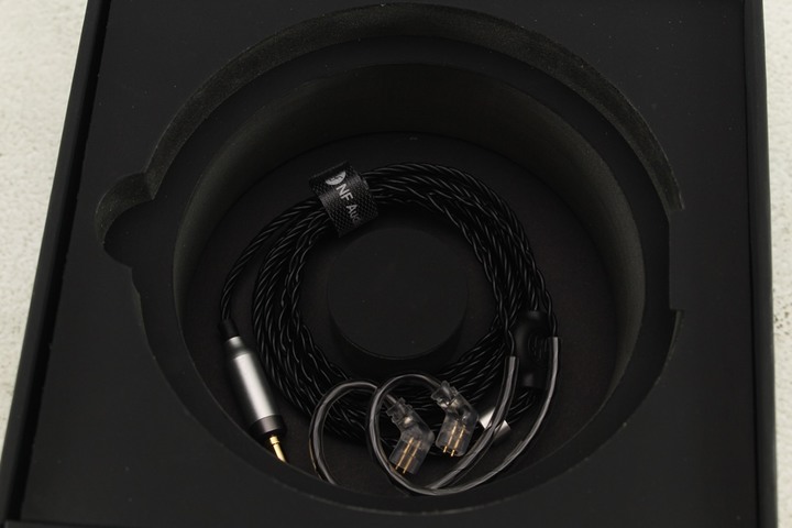 寧梵NF Audio NA1平衡音圈入耳式耳機-聽了會捨不得拿下的好聲音!