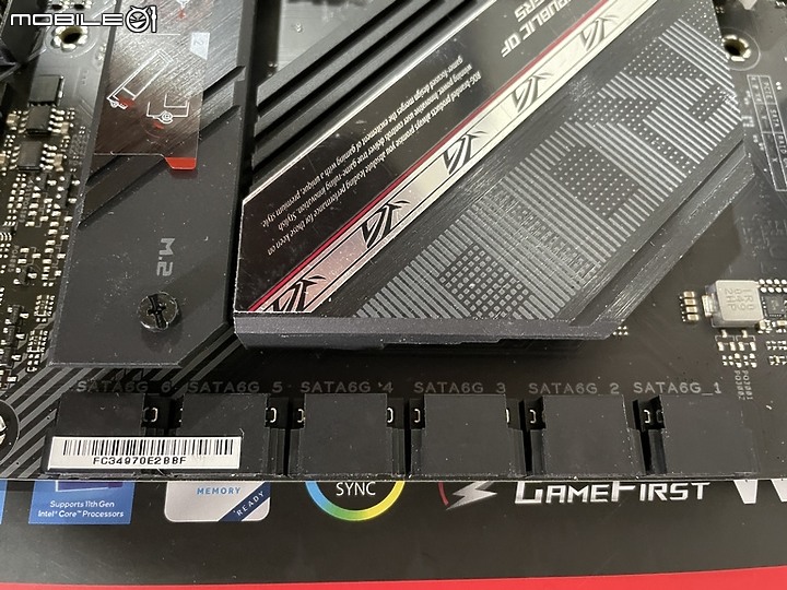 信仰規格兼具11代F好搭檔 ROG STRIX B560-F GAMING WIFI 開箱