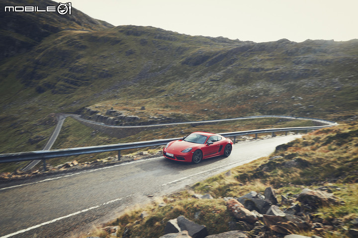 【國內新訊】Porsche 718 T 純粹駕馭,國內上市建議售價自348萬元起!