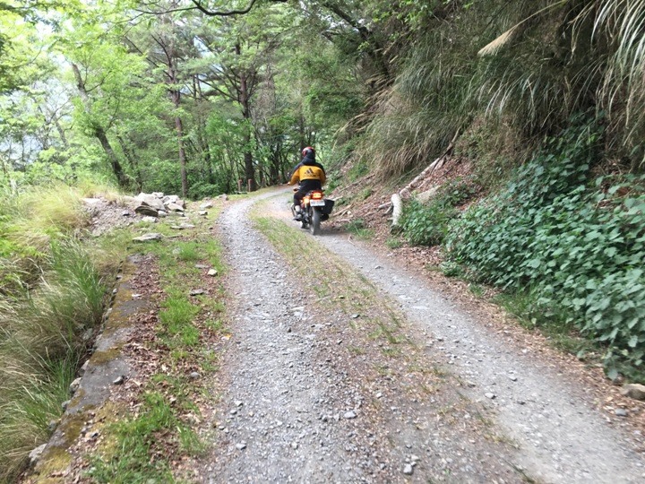 世紀奇峰-大霸群峰之旅