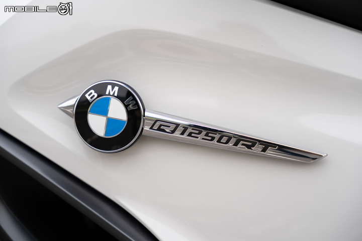 2021 BMW Motorrad R 1250 RT 試駕｜搭載 ACC 自動跟車，劃時代科技休旅登場！