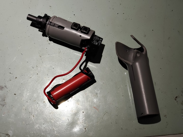 [分享] 用BOSCH GO 2代的馬達齒輪箱 改造 槍型電動起子