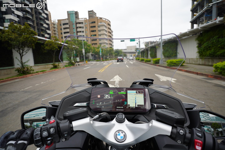 2021 BMW Motorrad R 1250 RT 試駕｜搭載 ACC 自動跟車，劃時代科技休旅登場！
