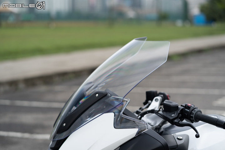 2021 BMW Motorrad R 1250 RT 試駕｜搭載 ACC 自動跟車，劃時代科技休旅登場！