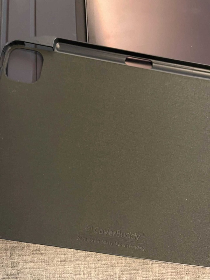 支援聰穎鍵盤的 iPad 保護殼+類紙膜