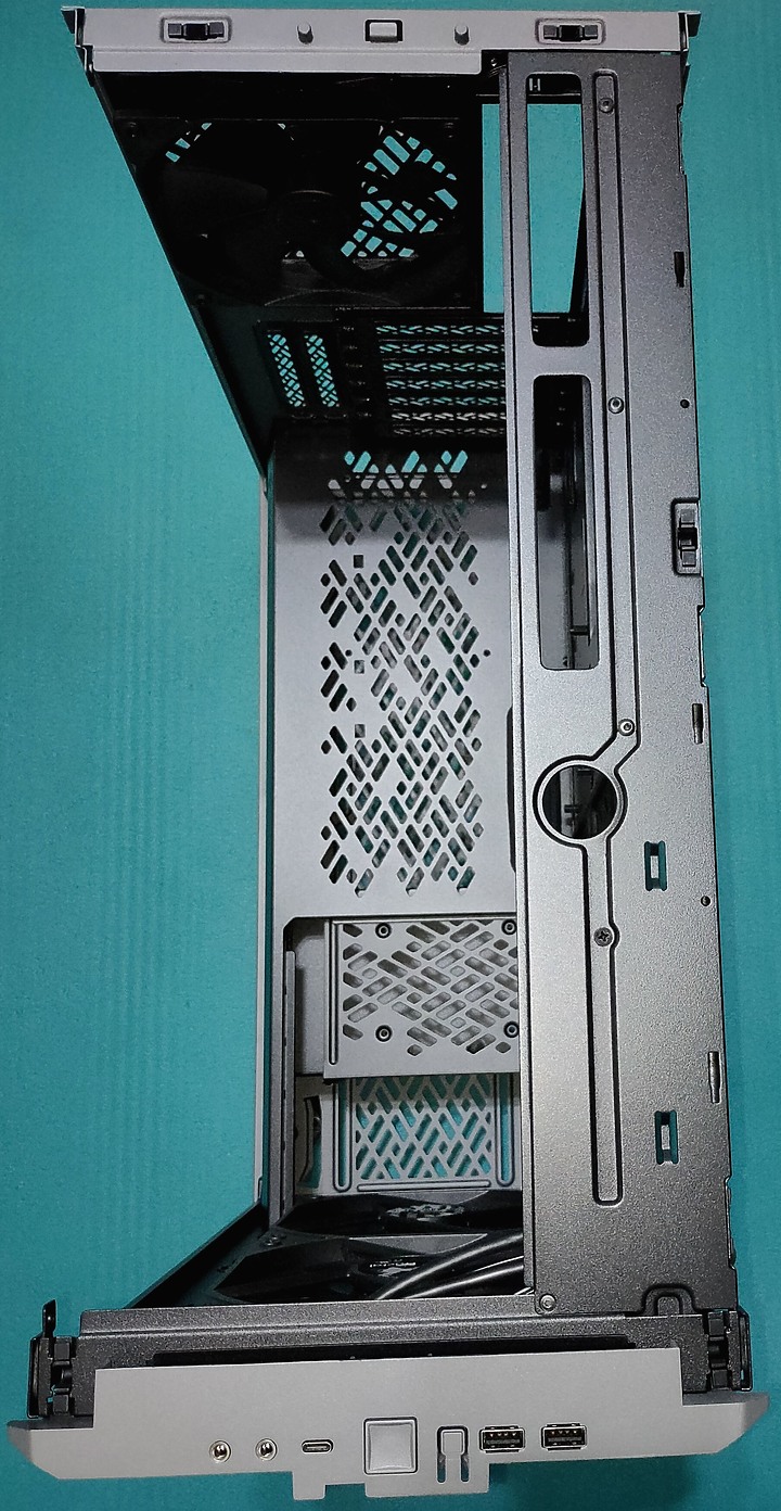 匠心獨具 簡潔洗練 Fractal Design Meshify 2 TG 機殼開箱