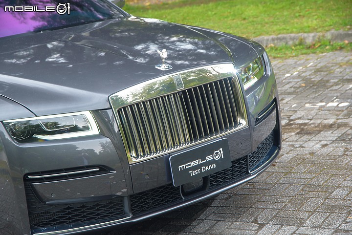 Rolls-Royce New Ghost試駕|凌駕於萬車之上,高度無可比擬!