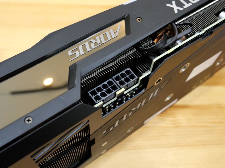 終於入手空氣顯卡 AORUS RTX 3060 Ti MASTER 8G