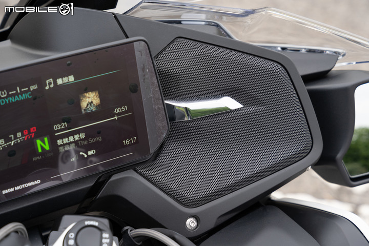 2021 BMW Motorrad R 1250 RT 試駕｜搭載 ACC 自動跟車，劃時代科技休旅登場！