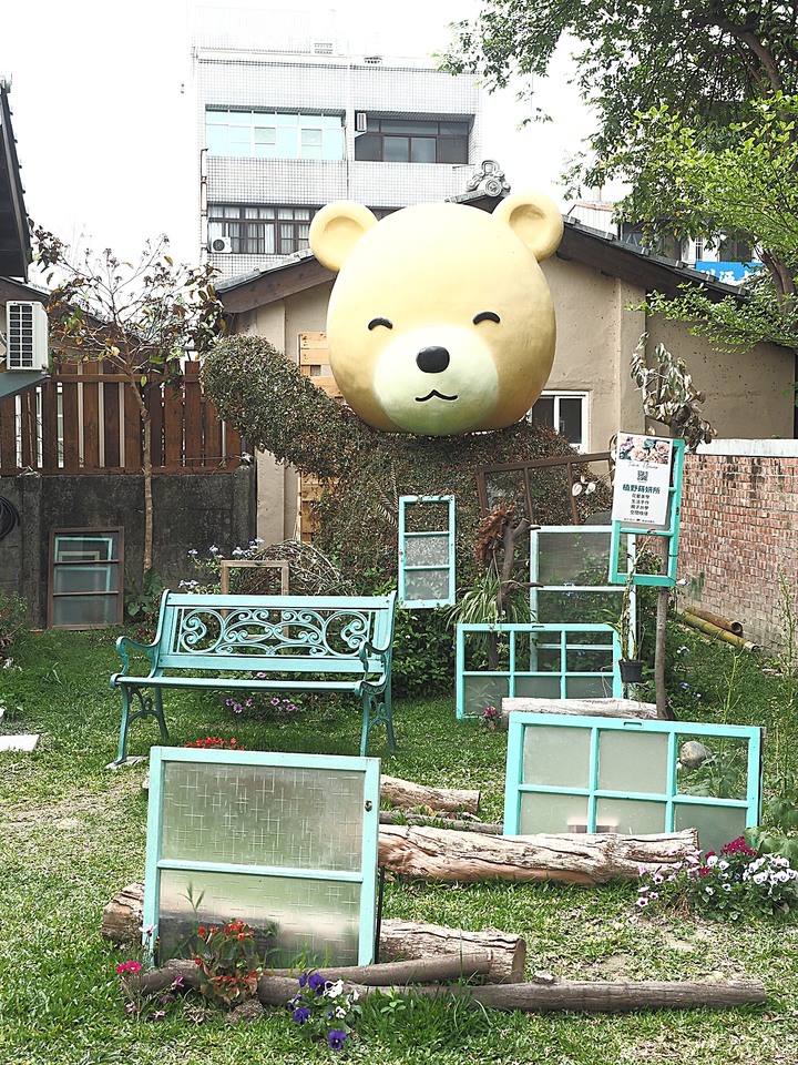 屏東市 勝利星村創意生活園區｜勝利新村 — 保留完整街廓的日治時期官舍群，改造重生為充滿創意的園區