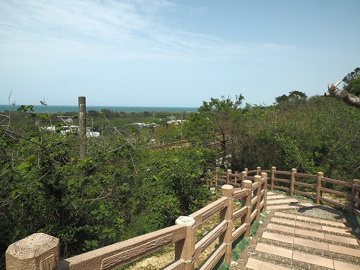 苗栗 竹南 崎頂隧道文化公園｜崎頂一、二號隧道 — 曾經的火車隧道，洞中有洞的驚奇，老少咸宜的散步空間