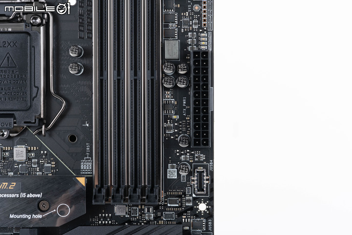 MSI MEG Z590 ACE 主機板開箱實測 以冷靜發揮效能的實力選手