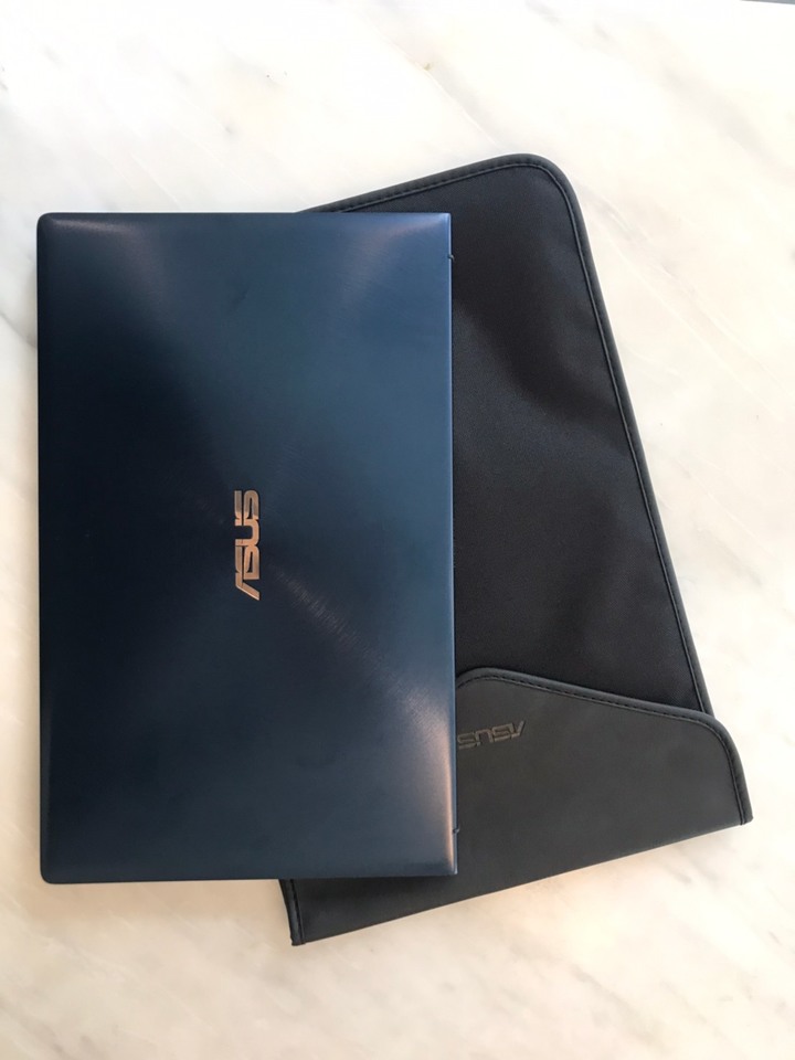 ZenBook 13 UX334 皇家藍小小惹人愛