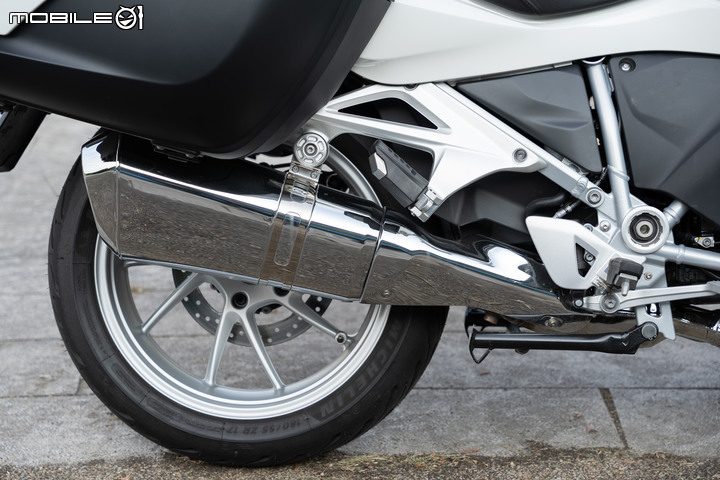2021 BMW Motorrad R 1250 RT 試駕｜搭載 ACC 自動跟車，劃時代科技休旅登場！