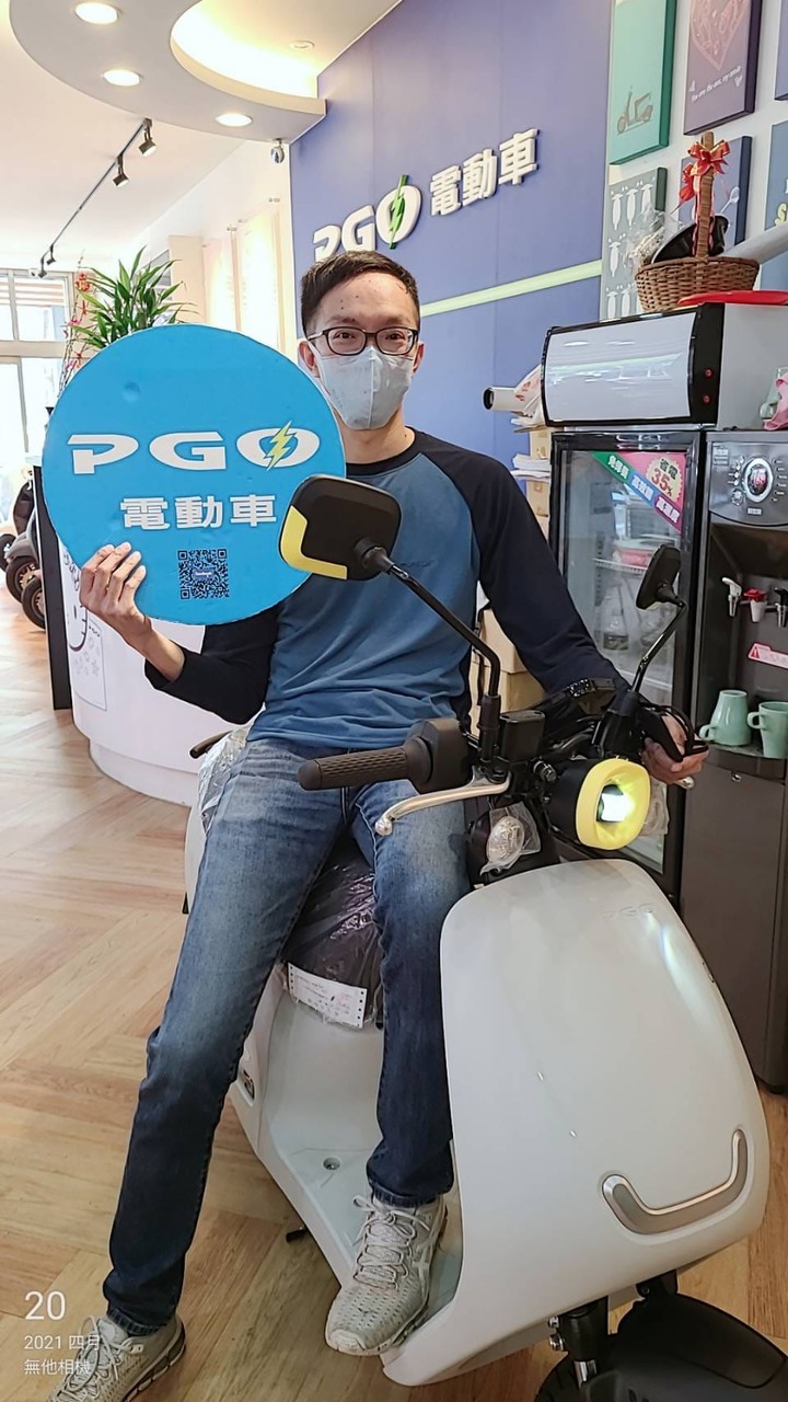 綠牌 pgo ur2 / gogoro viva , 最後我選pgo