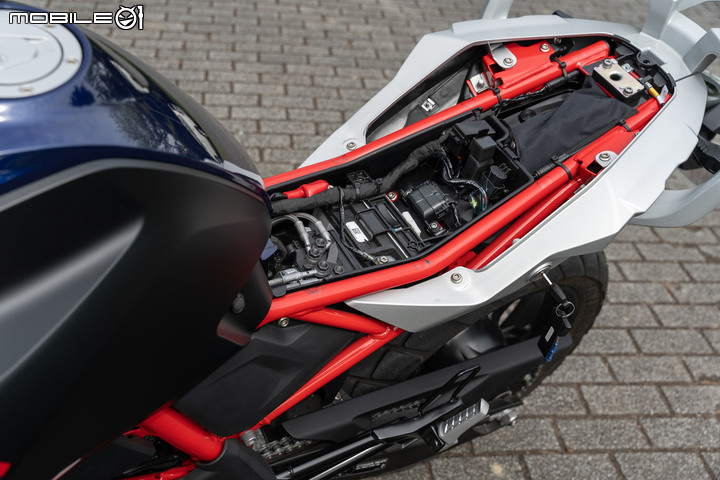 2021 BMW Motorrad G 310 GS 試駕|享受公路之餘也帶你體驗越野樂趣