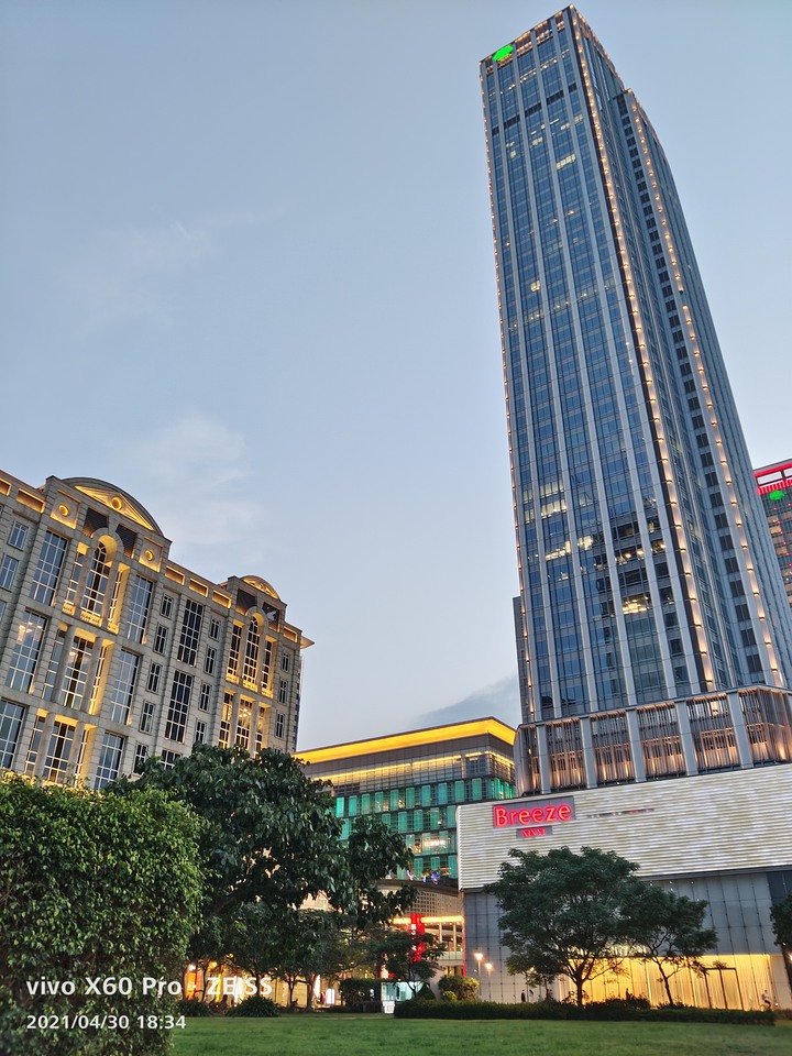 【vivo X60 Pro】微雲台2.0五軸防手震黑科技，讓你沒有拍不好的機會