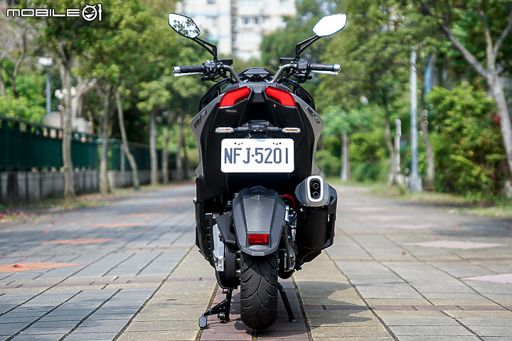 KYMCO KRV 180 TCS 量產版試駕｜極致靈活 旗艦速可達新範疇