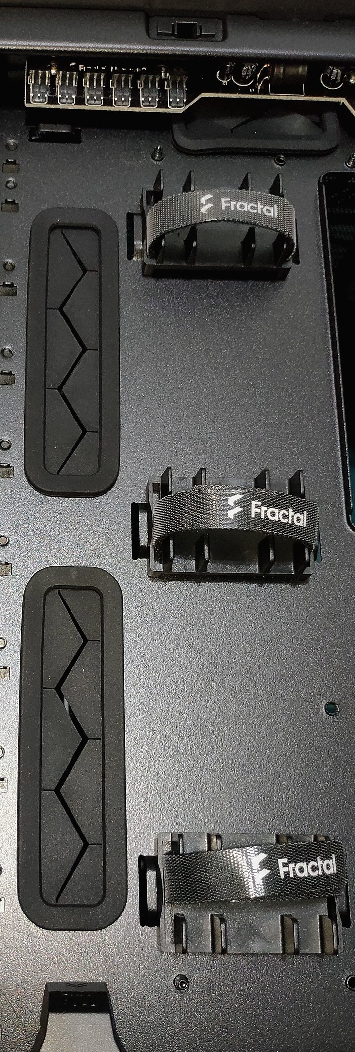 匠心獨具 簡潔洗練 Fractal Design Meshify 2 TG 機殼開箱