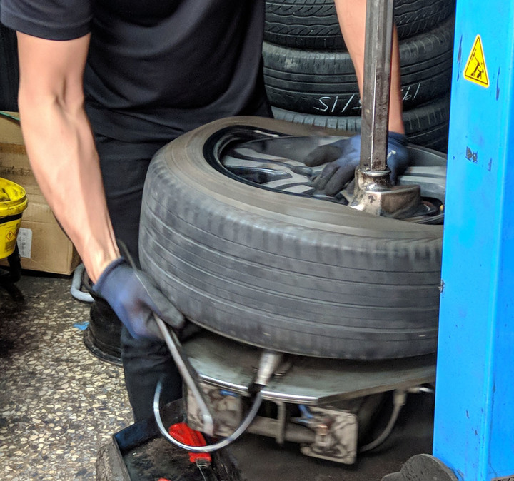 兼顧操控與節能的YOKOHAMA橫濱輪胎BluEarth-GT AE51更換