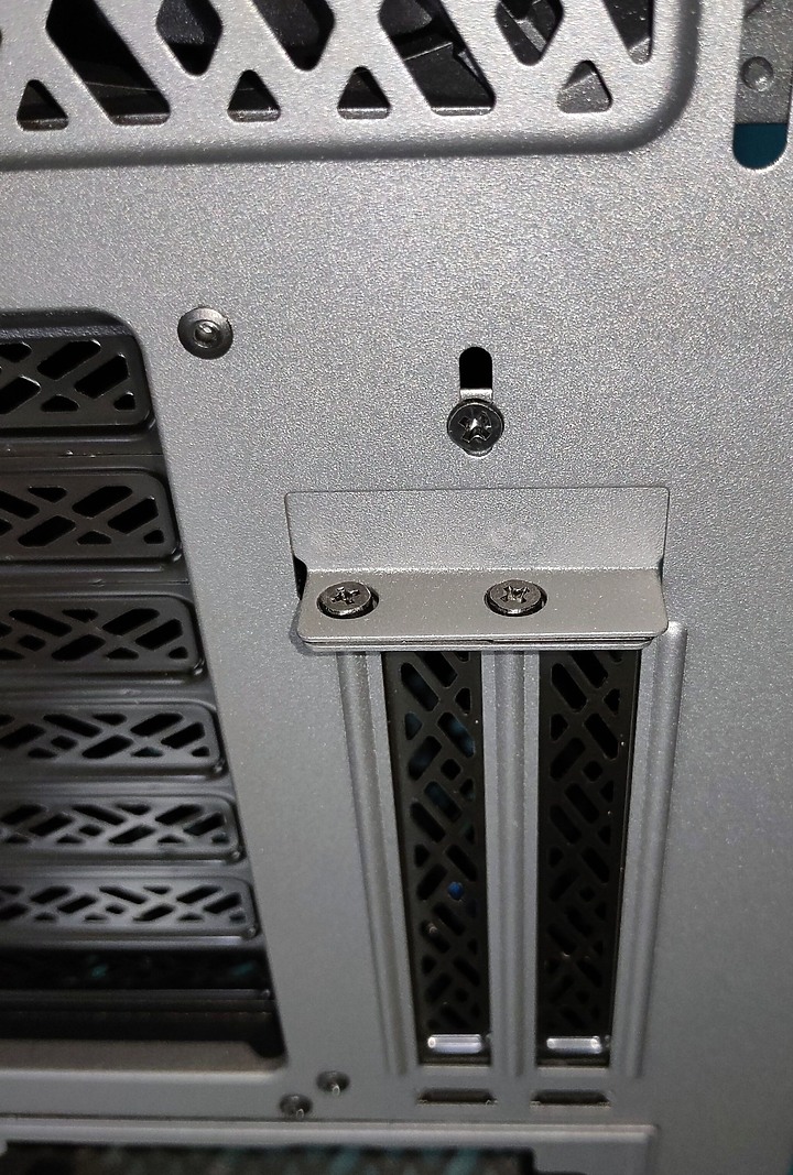 匠心獨具 簡潔洗練 Fractal Design Meshify 2 TG 機殼開箱
