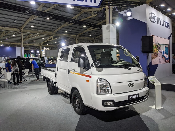 第一次看商用車展(FUSO、賓士、 SITRAK、IVECO、HYUNDAI、IZUZU、FORD、SUZUKI)