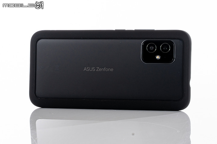 ASUS ZenFone 8 / 8 Flip體驗｜翻轉依舊、也玩輕巧！