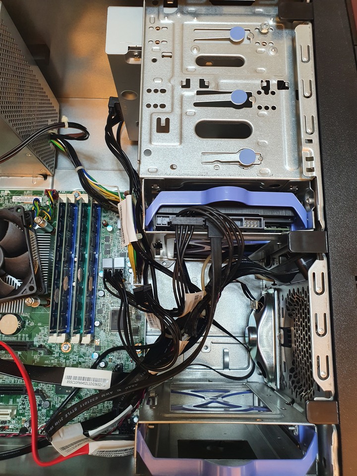 [分享] 老兵不死，只是乏人問津 Lenovo ThinkCentre M93p i7-4790 桌機組合入手
