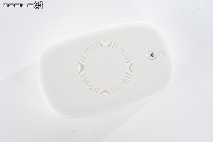 殺菌兼充電！三星C&T ITFIT紫外線消毒器開箱