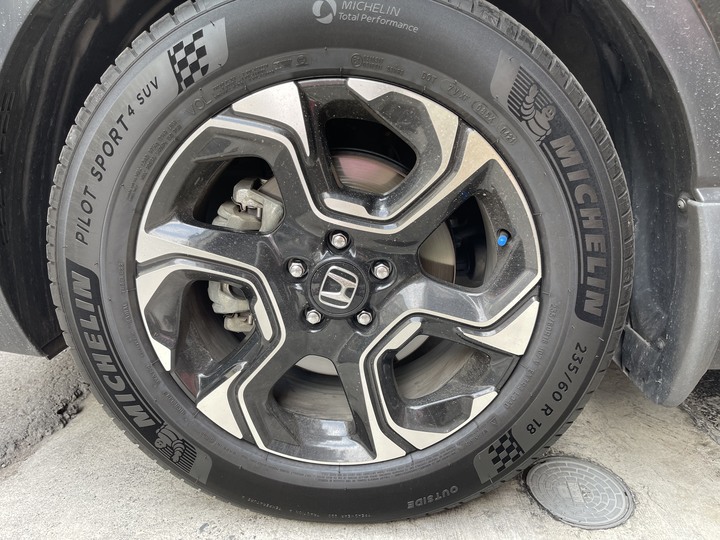 【米其林 Pilot Sport 安全穩定超會跑】Pilot Sport 4 SUV版本使用心得 （PS4SUV裝在 CR-V分享）