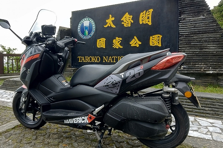 性價比造就最佳銷量 YAMAHA XMAX 300 忠實車主訪談 真心話才能大聲說！