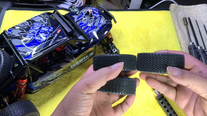 【開箱】偉力遙控車 124018 砂漠競速越野車