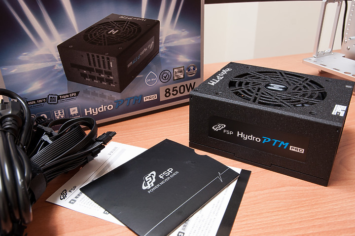 點我看大圖 「5950X/RTX3090/ATX Open Case」 - 組裝留念紀錄文。