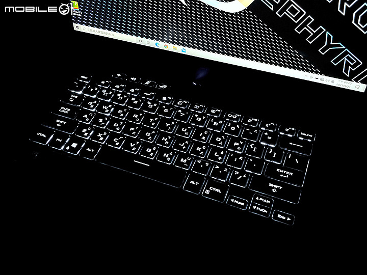 點我看大圖 因防疫要遠距教學, 既然買到了 ROG Zephyrus G15 那就來開箱吧!