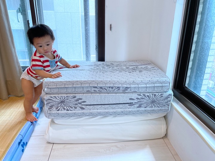分享迪奧斯乳膠折疊床墊
