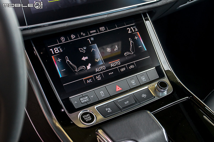 Audi Q8 55 TFSI quattro S line 試駕|霸氣懾人的旗艦休旅!