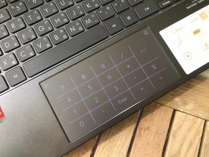 ZenBook 13 OLED UM325 綠松灰開箱