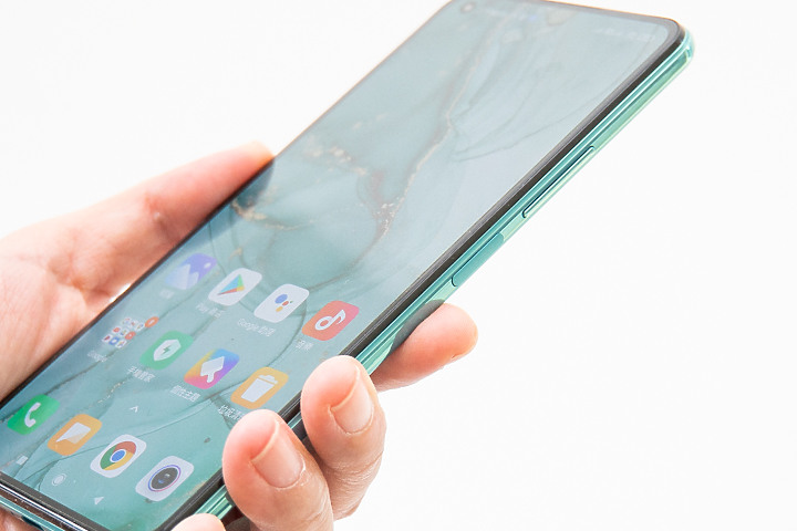 小米11 Lite 5G上市:外型跟開價都是又輕又薄 搭載高通5奈米處理器不到萬元