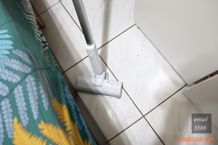 點我看大圖 Panasonic MC-SB30J 無線吸塵器-極致輕巧1.6kg、女性/小朋友 輕鬆打掃